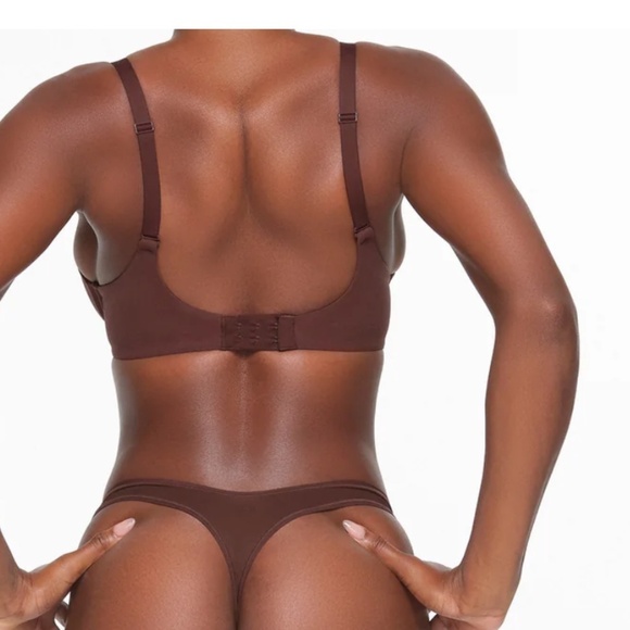 NWT Skims fits everybody full coverage under wire bra size 32DDD COCOA brown - Picture 3 of 7